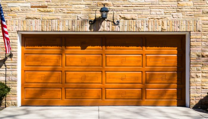 Read more about the article Garage Door Repair Service | Transition Your Old Garage Door to a Smart Garage Door