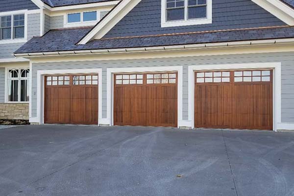 Read more about the article Which Garage Door Is Best For Your Home in Rochester, MN?