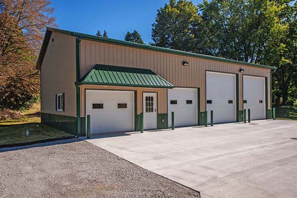 Read more about the article How to Improve Your Home’s Security with an Overhead Door | Rochester, MN