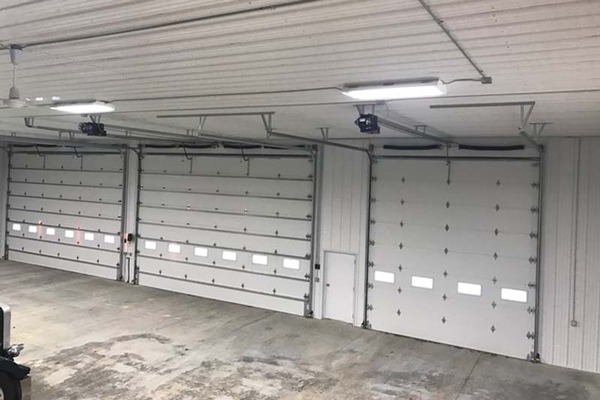 Commercial Garage Door Installation In Rochester Mn - Thompson Garage Doors. - Thompson Garage Doors. Commercial Garage Door Installation In Rochester Mn