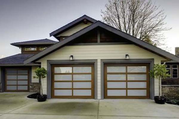 Residential Garage Door in Rochester